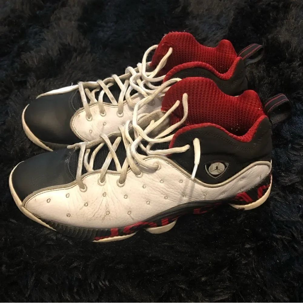 JORDAN jumpman team 2 Chicago home mid top shoes sneakers men’s 12